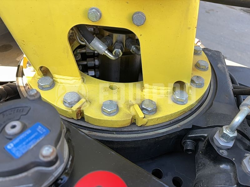 2018 Hoeflon C6-48617763
