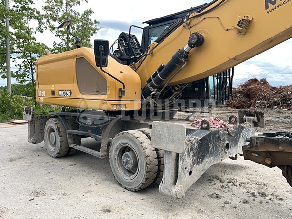 Foto van de Caterpillar MH3026