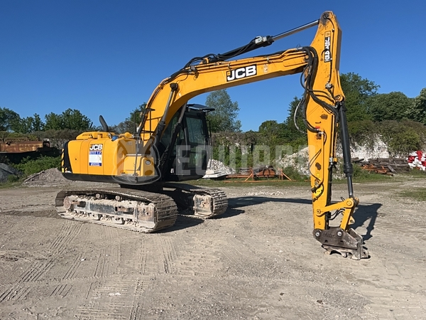 Photo de la JCB JS145LC 4F