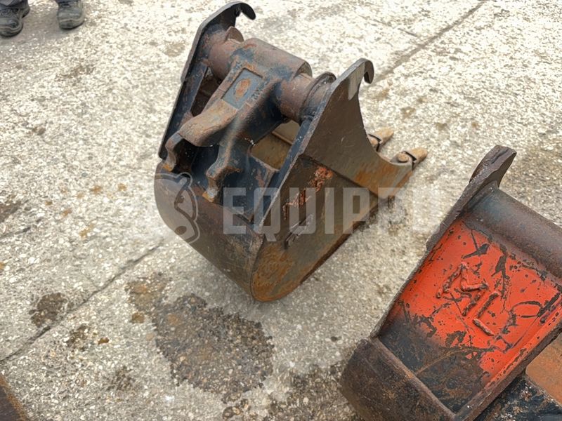 2011 KUBOTA U55-4-48551303