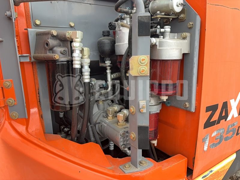 2014 Hitachi ZX135US-5B-48265293