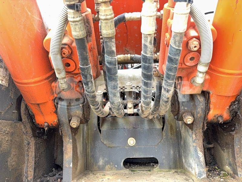 2014 Hitachi ZX135US-5B-48265311