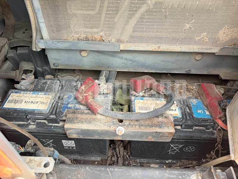 2014 Hitachi ZX135US-5B-48328677