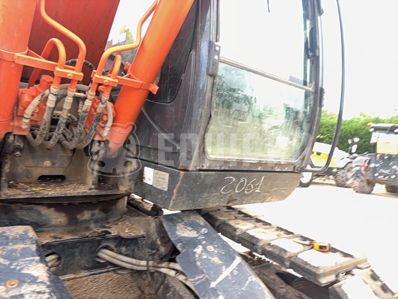 2014 Hitachi ZX135US-5B-48328668