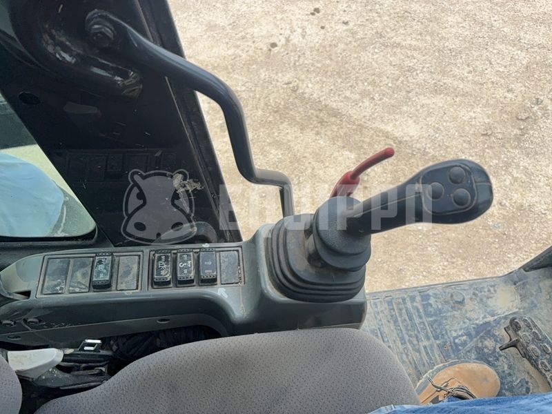 2014 Hitachi ZX135US-5B-48265510