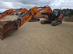 Doosan DX225LC-5 - Front gauche - Pelle sur chenilles d’Occasion